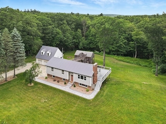 531 Old Rd N, Worthington, MA 01098