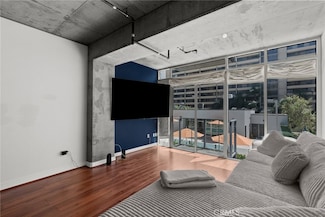 645 W 9th St Unit 339, Los Angeles, CA 90015