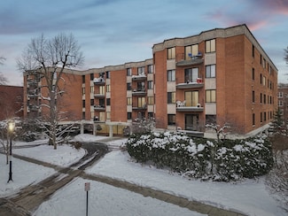 835 Judson Ave Unit 305, Evanston, IL 60202