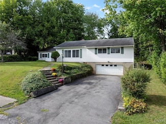 38 Curran Rd, Whitesboro, NY 13492