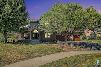 7408 W Songbird Cir, Sioux Falls, SD 57107