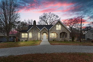 301 McBrien Rd, Chattanooga, TN 37411