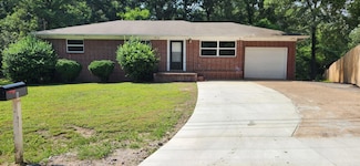 8 Parkview Cir, Rossville, GA 30741