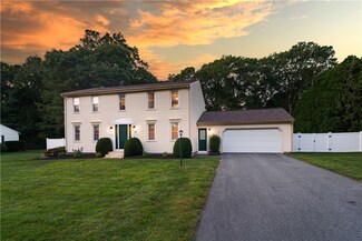 15 Winterberry Dr, Coventry, RI 02816