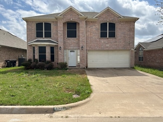 4421 Stepping Stone Dr, Fort Worth, TX 76123