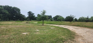 5353 Old Colony Line Rd, Lockhart, TX 78644