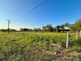 311 E Anaya Rd, Pharr, TX 78577