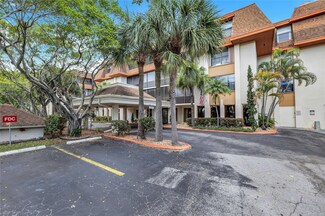 671 NE 195th St Unit 201E, North Miami Beach, FL 33179