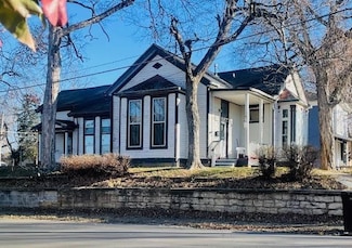 901 Ridenbaugh St, Saint Joseph, MO 64501