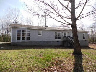 295 Cherry Hill Ln, Caret, VA 22436