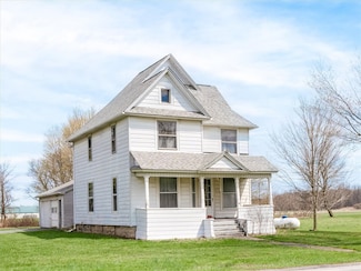 10800 Hunts Corners Rd, Clarence, NY 14031