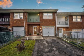 75 Vails Gate Heights Dr, New Windsor, NY 12553
