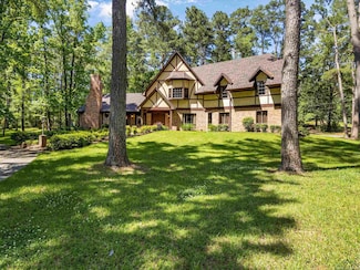 300 Cumberland Ln, Henderson, TX 75652