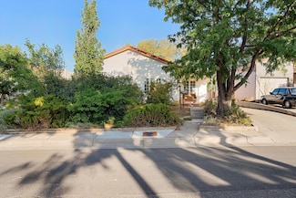 321 Tulane Place NE, Albuquerque, NM 87106