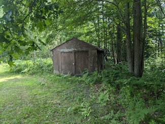 002 Caberfae Hwy, Manistee, MI 49660