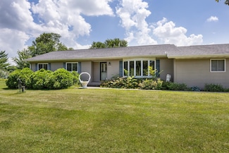 2120 Thomas St, Beloit, WI 53511