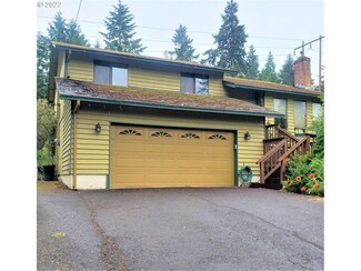 32222 Harris Dr, Cottage Grove, OR 97424