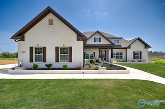 13808 Goff Dr, Athens, AL 35611
