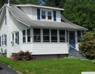 57 S Main St, Ravena, NY 12143