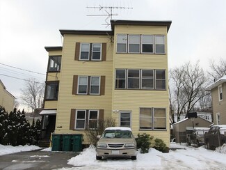 53 Airport Rd, Fitchburg, MA 01420