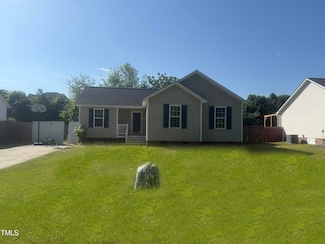 118 Hawthorn Dr, Clayton, NC 27520