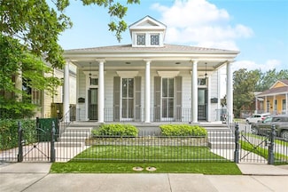 4532 Chestnut St, New Orleans, LA 70115