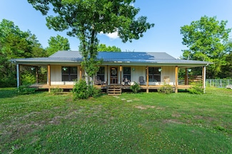 411 Fay Creek Rd, Wartrace, TN 37183
