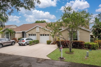 6209 Pond Tree Ct, Greenacres, FL 33463