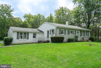 2967 Upper Ridge Rd, Pennsburg, PA 18073
