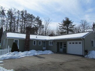 11 Maple St, West Boylston, MA 01583