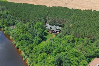N14846 Porter Rd, Nekoosa, WI 54457