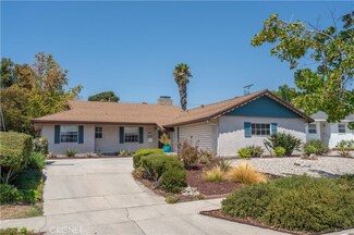 10937 Goss St, Sun Valley, CA 91352