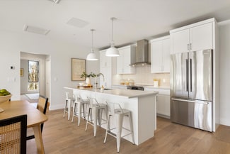 267 U S Route 1 Unit 306, Falmouth, ME 04105