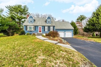 18 Peregrine Cir, Attleboro, MA 02703