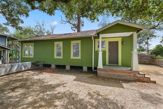 1107 Melbourne St, Houston, TX 77022