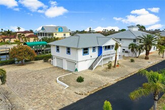 2896 Buttonwood Key Ct, Saint James City, FL 33956