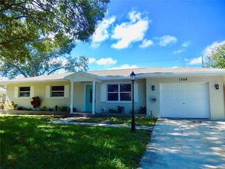 1508 Price Cir, Clearwater, FL 33764