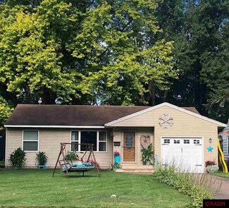 780 1st Ave SW Unit 780 First Ave SW, Wells, MN 56097