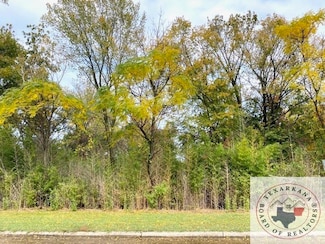 2401 Maple St, Texarkana, TX 75503