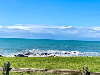 794 & 806 Lower Pacific Dr, Whitethorn, CA 95589