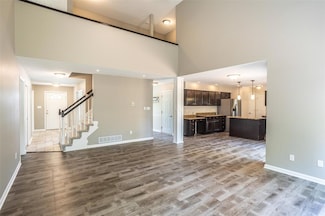 15046 Summit Dr, Clive, IA 50325