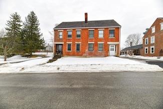 67-69 South St, Rollinsford, NH 03869