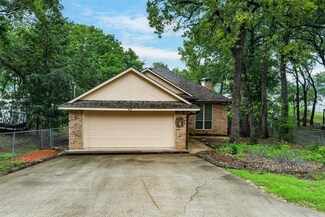 808 Oak Landing Cir, Kemp, TX 75143