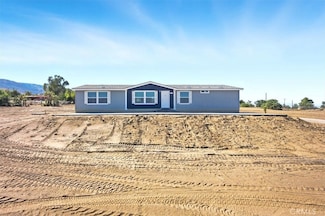 9622 Via Verde Ave, Piñon Hills, CA 92372