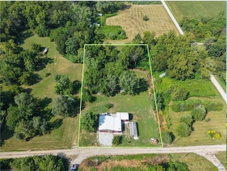 402 N 2nd Ave, Laredo, MO 64652