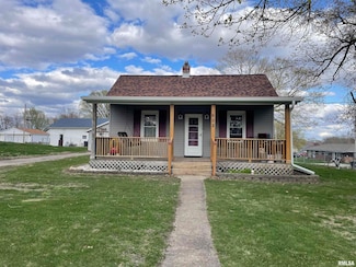 602 N Jefferson St, Roanoke, IL 61561