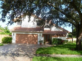 5705 SW 87th Ave, Cooper City, FL 33328