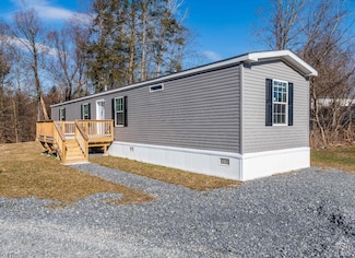 16 Dolly Dr, Stuyvesant, NY 12173