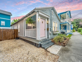 202 Fishburne St, Charleston, SC 29403