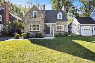 47 Danbury Ln, Buffalo, NY 14217